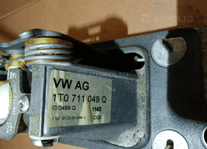 Wybierak lewarek biegów linki VW Caddy III 1T0711049Q 7