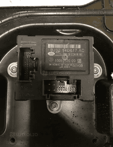 Moduł drzwi przednich prawych BJ32-14D617 Jaguar XF R-Sport