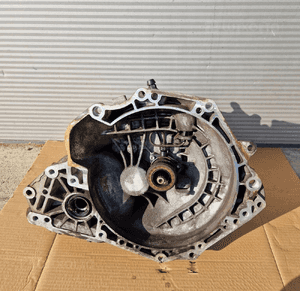 Opel corsa e 1.2 16V skrzynia biegów 1