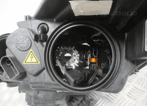 Lampa przednia przód lewa prawa ford kuga MK2 lift xenon czarna 2016-2019 rok 38