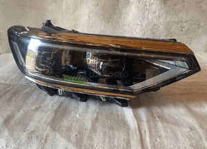 Vw passat B8 lift full led lampa matrix 1