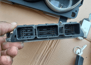 Mazda 3 BK 03-09 1.6 citd Komputer Sterownik 3CJA  stacyjka wiązka 4