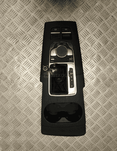 AUDI A3 8V5 TUNEL GAŁKA MIESZEK BIEGÓW 8V1864261G 4