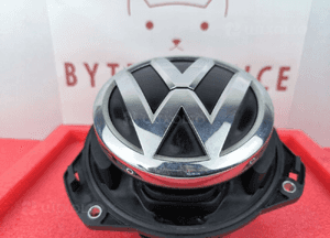 VW Volkswagen T-Roc Kamera Cofania Znaczek 2GA827469E 3