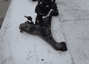 Nissan Navara NP300 2.3 wahacz przedni lewy dolny 3