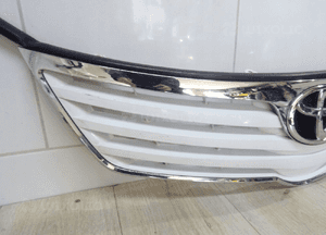 Atrapa Grill Gril Znaczek Toyota Avensis T27 2008 53100-05110 4