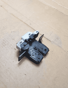 Zamek klapy tył renault laguna iii kombi nr 8200747429B 6