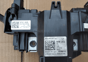 VW  Passat B8 przelacznik pod kierownice 3Q0953531 4
