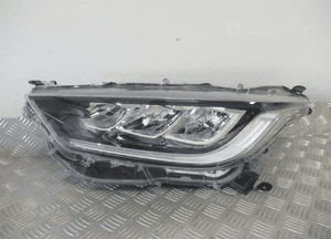 Lampa przednia przód lewa toyota yaris 4 iv full led 2019- 1
