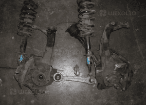 ZWROTNICA PIASTA AUDI A8 D2 4D0407272G 2.8 2.5 4.2