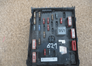 SKRZYNKA BEZPIECZNIKÓW VW SEAT AUDI 3C0937125 1