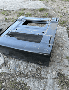 Mercedes 447 vito v klasa metris Eqv podstawa fotela skrzynka  obudowa  plastik mocowanie skrzynka 1