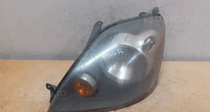 X. LAMPA PRZOD PRZEDNIA LEWA FORD FIESTA MK6 LIFT FL 1
