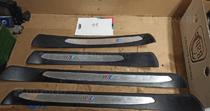 Listwy progowe bmw E60 E61 m pakiet komplet 4 sztuk nr 51477898821 1