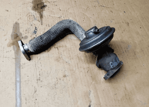 Zawór EGR rurka Audi A6 C6 2.7 TDI 059131503H 3