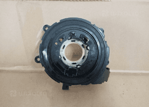 Taśma Airbag zwijak BMW 1 E87 6989556 1