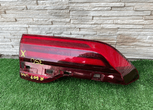 Lampa tył tylna prawa bmw X7 G07 usa sae 3