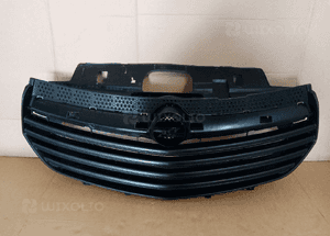Atrapa Grill Opel Vivaro  623104066R 1