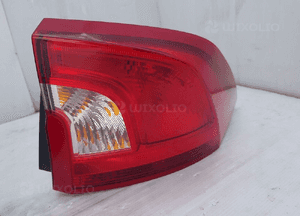 Volvo S60 ii lampa prawa tył tylna 31395931 2