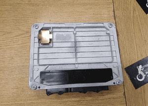 Komputer 3B0907557E 3B0907557B Sterownik Moduł Silnika 1.6 8V Audi A4 B5 VW Passat B5 14