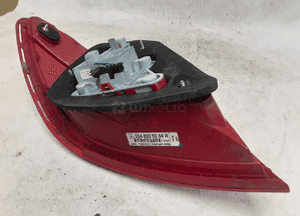 Tyl tylna lampa prawa mercedes-benz W204 c-klasa 4