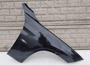 Bmw X1 E84 2008-2013 błotnik prawy przedni 1