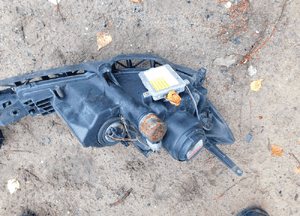 mazda 3 lampa lewa xenon WYSYŁKA 4