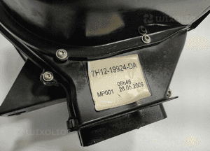 WENTYLATOR DMUCHAWA NAWIEWU LAND ROVER DEFENDER JGB500060 7H12-19924-DA 07- 4