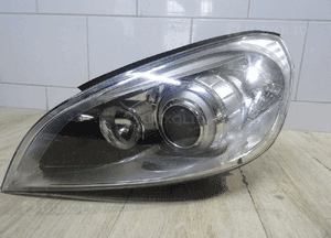 Lampa lewa przód volvo S60 10-13 xenon 31299990 1