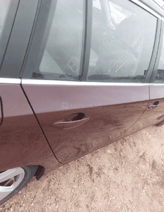 Drzwi prawy tył bmw E60 E61 barberarot A39/3 w kolor bez malowania 2