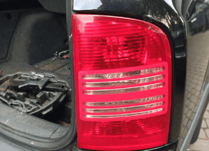 Skoda Octavia I lift kombi lampa tył tylna prawa lewa 2