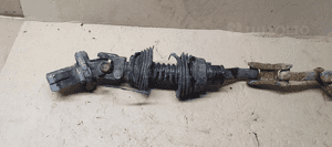 Krzyżak kolumny kierowniczej Mercedes W210 6