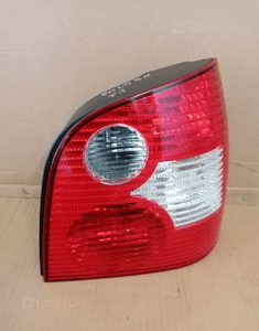 Lampa prawy tył tylna prawa VW Polo 9N 6Q6945096G 6Q6945112A 1