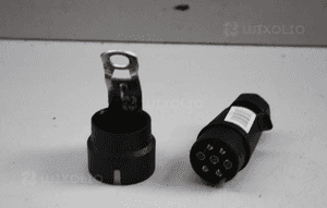 Wtyczka przejściówka do przyczepy 7 PIN 1