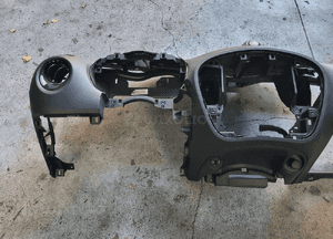 KONSOLA DESKA ROZDZIELCZA Nissan Juke I F15 lift EU 7