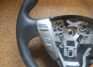 Kierownica nissan note E12 multifunkcja 2
