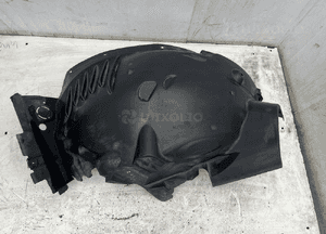 Mercedes W204 nadkole prawy przód prawe A2046905930 1