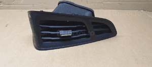Kratka nawiewu powietrza prawa Ford Focus MK3 1
