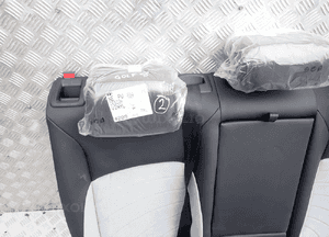 KANAPA TYŁ VW GOLF VIII 5H0885901K RADOM 4