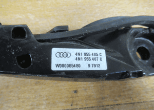 RAMIĘ WYCIERACZKI LEWE PRAWE AUDI A8 D5 2017- 5