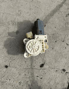 mercedes cl 216 lewa  szyba zamek podnośnik listwa 3