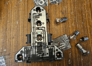 Wkład Listwa Lampy Mocowanie Gniazdo Żarówki Tyl Tylne Lewe Prawe VW Golf IV 4 Hatchback 22