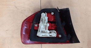 Lampa tył tylna prawa bmw 3 E90 sedan 2