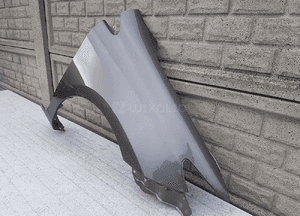 Toyota auris 2013-2021 błotnik prawy przedni 2
