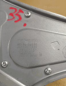 SILNICZEK WYCIERACZKI TYŁ TOYOTA AURIS I nr 85130-02030 2