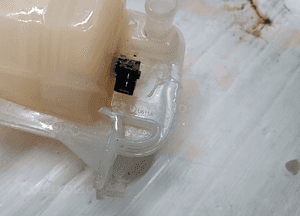 Zbiorniczek płynu wyrównawczego L494 HK62-8A080-AB 4