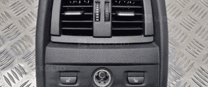Bmw F34 kratka nawiewu tylna tunelu środkowego 9222046 9207330 4
