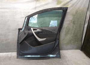 Drzwi przód przednie prawe opel astra j Z177 5D 5 drzwi hb 5
