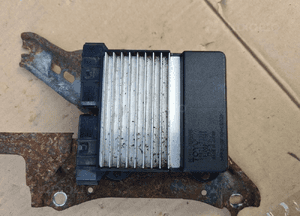 rav4 verso avensis sterownik wtrysków 89871-71010 1
