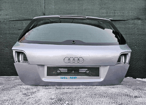 Klapa Bagaznika Szyba Srebrna Szara Audi A3 8P Sportback 5 D Drzwi 2